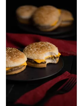 CHEESEBURGUER 130G PANETTERIA PC/10 UN CX/10 PCT